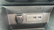 Renault Clio 1.0 TCe 100 Iconic 5dr Petrol Hatchback